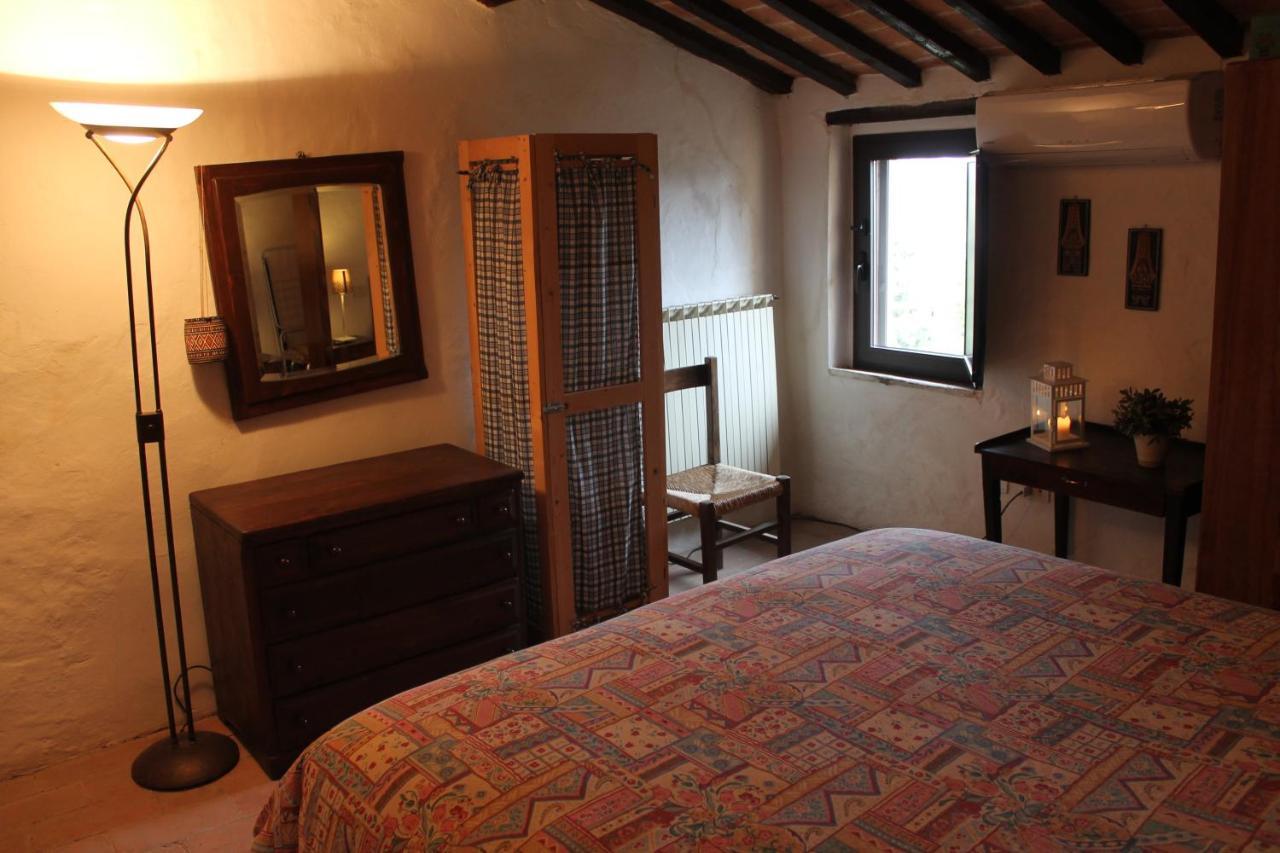 Petite Maison, Nel Borgo Di Cetona Bagian luar foto